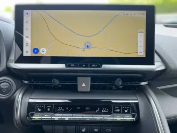 TOYOTA C-HR 2.0 Plug-in Hybrid Team D LED