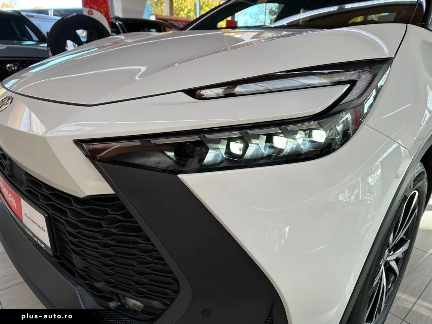 TOYOTA C-HR 2.0 Plug-in Hybrid ACC AUT LED Navi Virtual