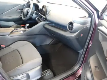 TOYOTA C-HR - 2.0 l Plugin 4x2 Team Deutschlan