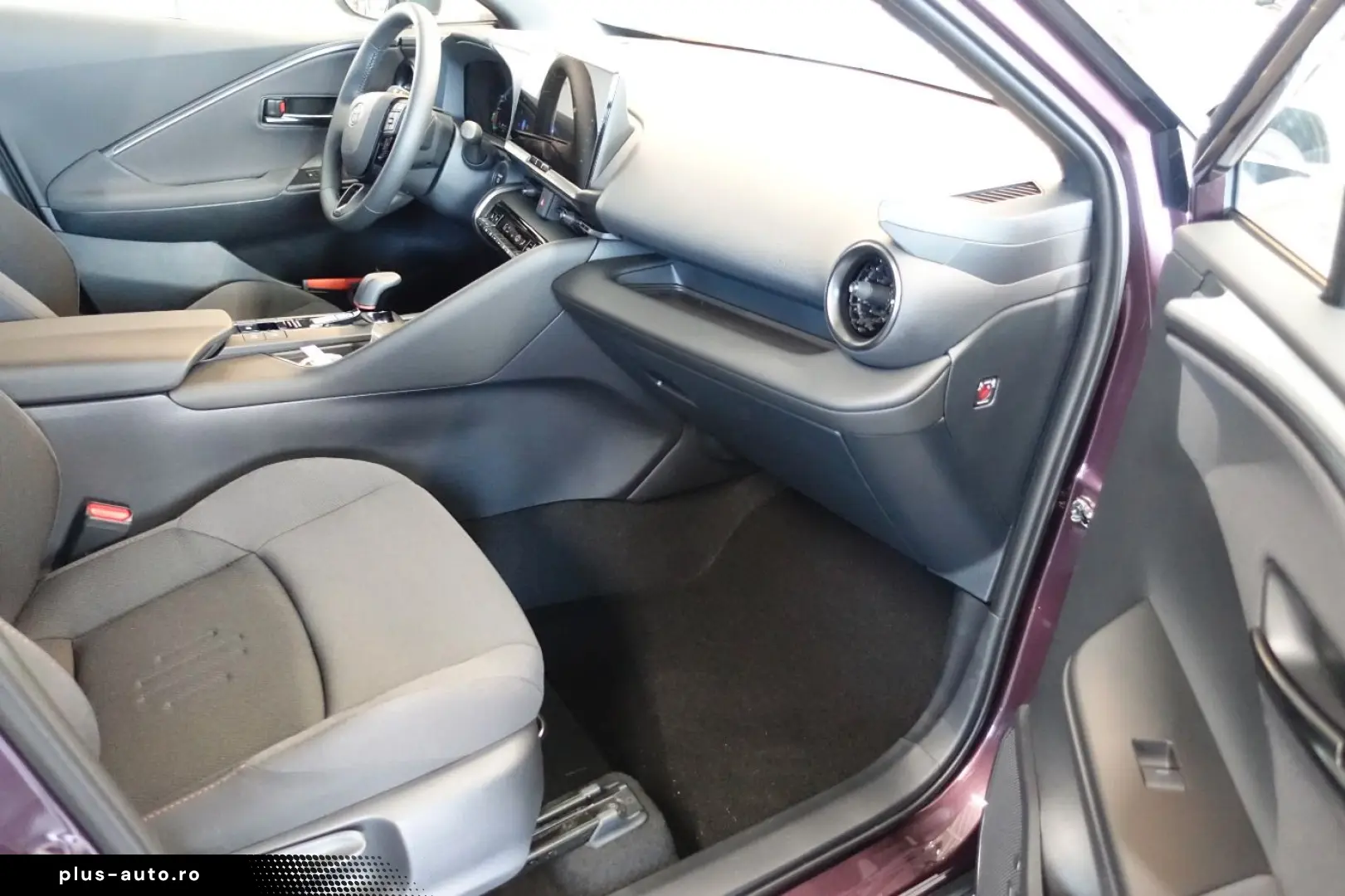 TOYOTA C-HR - 2.0 l Plugin 4x2 Team Deutschlan