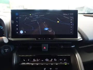 TOYOTA C-HR - 2.0 l Plugin 4x2 Team Deutschlan