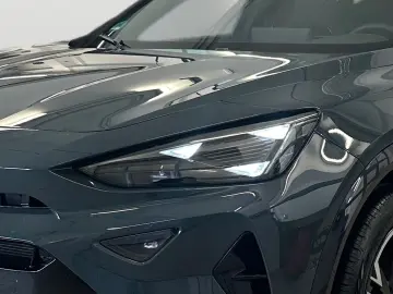 CUPRA Formentor 1.5 TSI e-Hybrid  SENNHEISER PANO NAVI