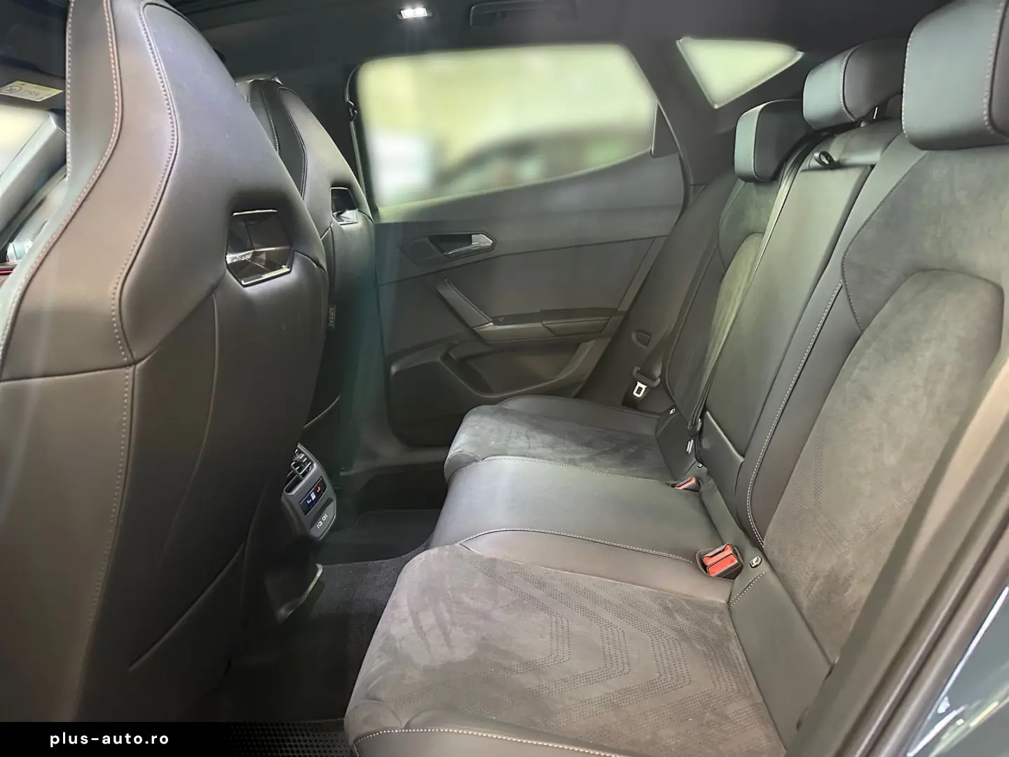 CUPRA Formentor 1.5 TSI e-Hybrid  SENNHEISER PANO NAVI