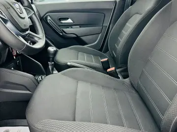 DACIA DUSTER 2022 1.0i   GPL E6 Garantie 12  Luni Rate Avans