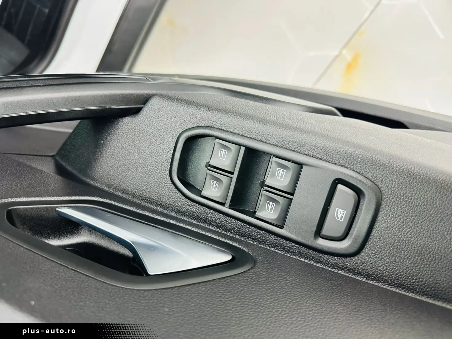 DACIA DUSTER 2022 1.0i   GPL E6 Garantie 12  Luni Rate Avans