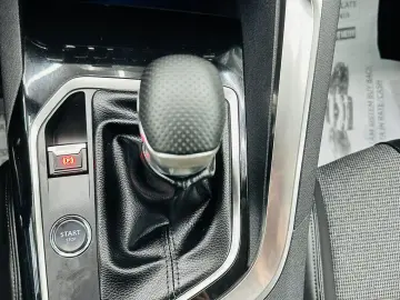 PEUGEOT 5008 2019 1.2i E6 Garantie 12 Luni Rate Avans 0 Doar