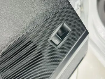 VOLKSWAGEN PASSAT 2012 1.6D E5 Garantie 12 Luni Rate Avans 0