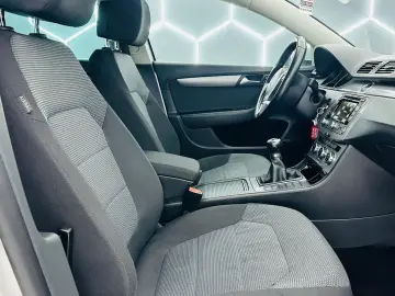 VOLKSWAGEN PASSAT 2012 1.6D E5 Garantie 12 Luni Rate Avans 0