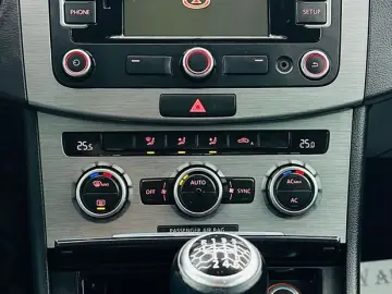 VOLKSWAGEN PASSAT 2012 1.6D E5 Garantie 12 Luni Rate Avans 0