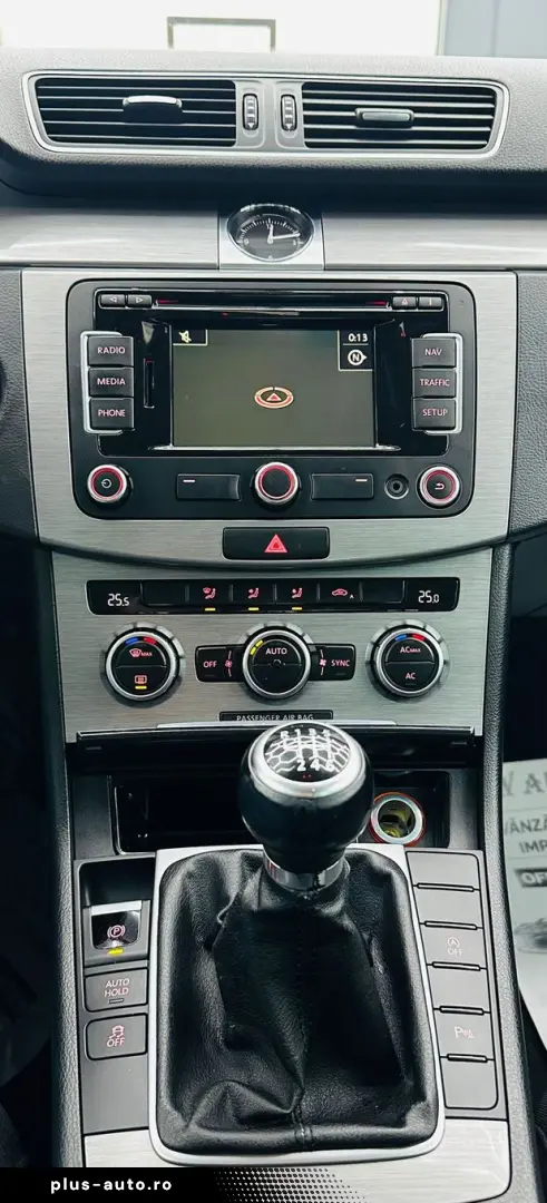 VOLKSWAGEN PASSAT 2012 1.6D E5 Garantie 12 Luni Rate Avans 0