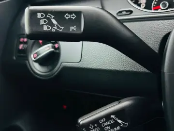 VOLKSWAGEN PASSAT 2012 1.6D E5 Garantie 12 Luni Rate Avans 0