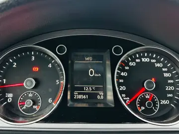 VOLKSWAGEN PASSAT 2012 1.6D E5 Garantie 12 Luni Rate Avans 0