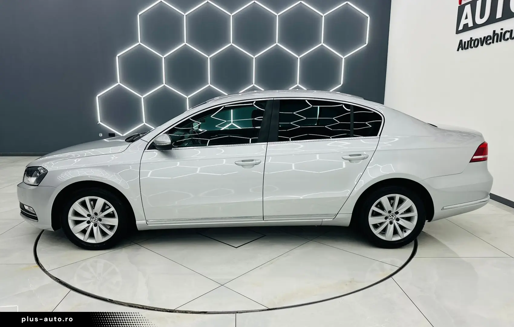 VOLKSWAGEN PASSAT 2012 1.6D E5 Garantie 12 Luni Rate Avans 0