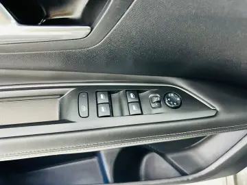 PEUGEOT 3008 2018 1.5D E6 Garantie 12 Luni Rate Avans 0 Doar