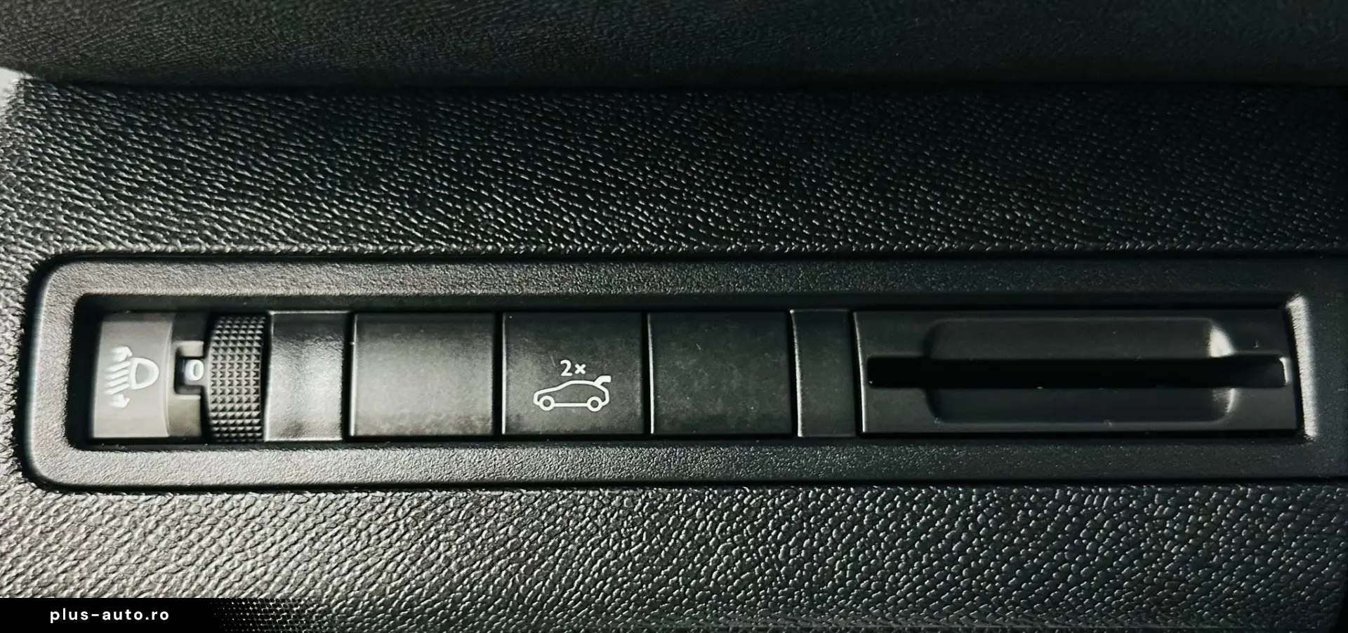 PEUGEOT 3008 2018 1.5D E6 Garantie 12 Luni Rate Avans 0 Doar