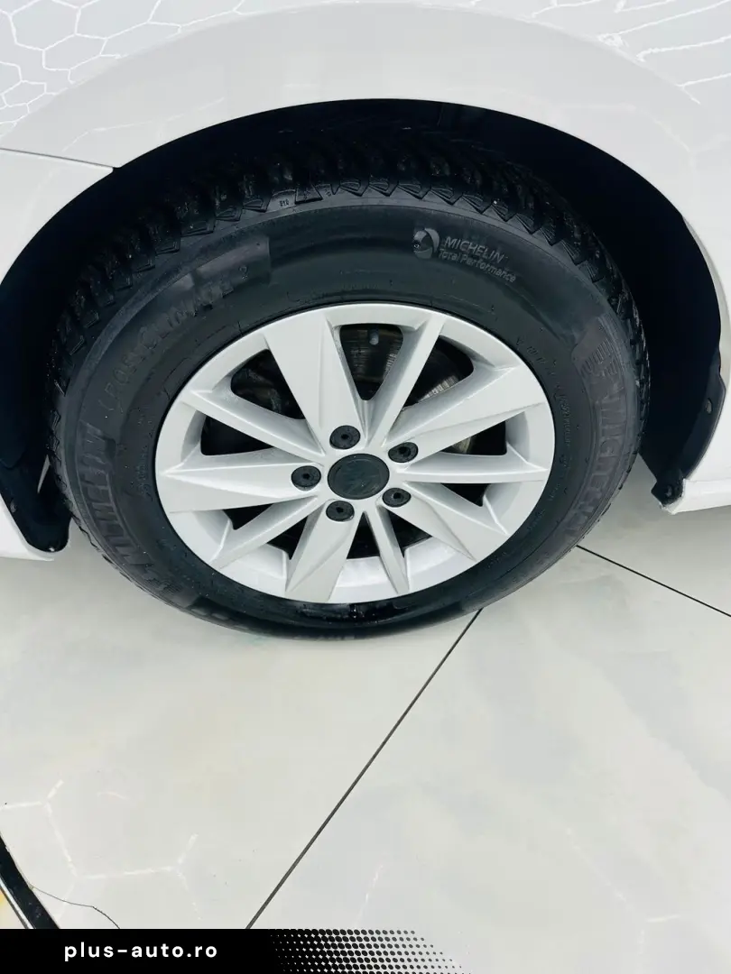 VOLKSWAGEN GOLF 2015 1.6D E5 Garantie 12 Luni Rate Avans 0 D