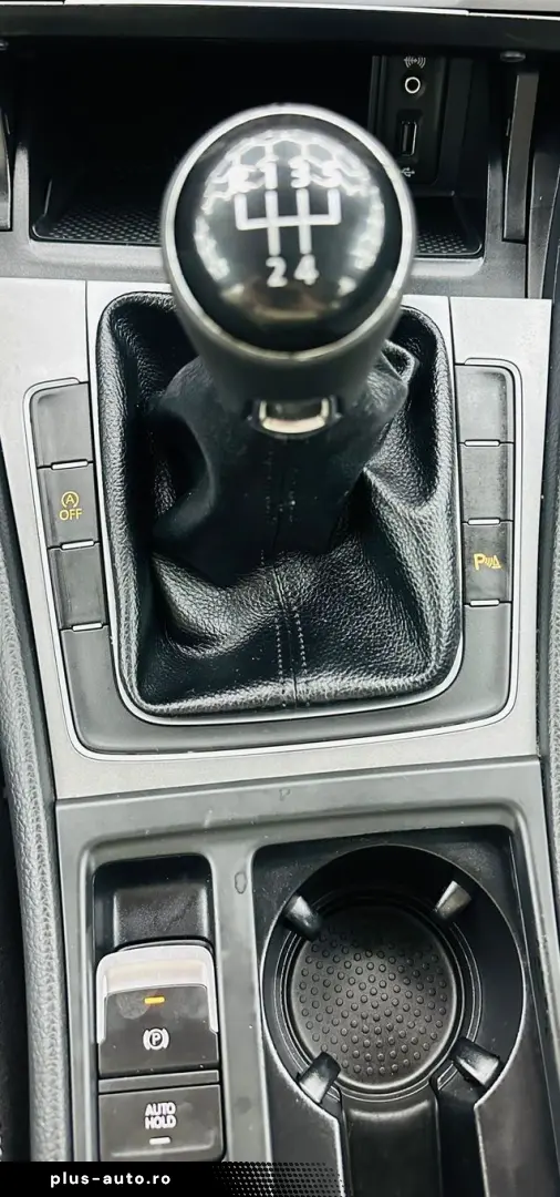 VOLKSWAGEN GOLF 2015 1.6D E5 Garantie 12 Luni Rate Avans 0 D