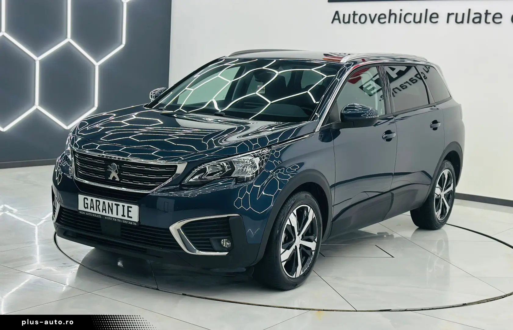 PEUGEOT 5008 2017 1.2i E6 7 Locuri Garantie 12 Luni Rate Ava