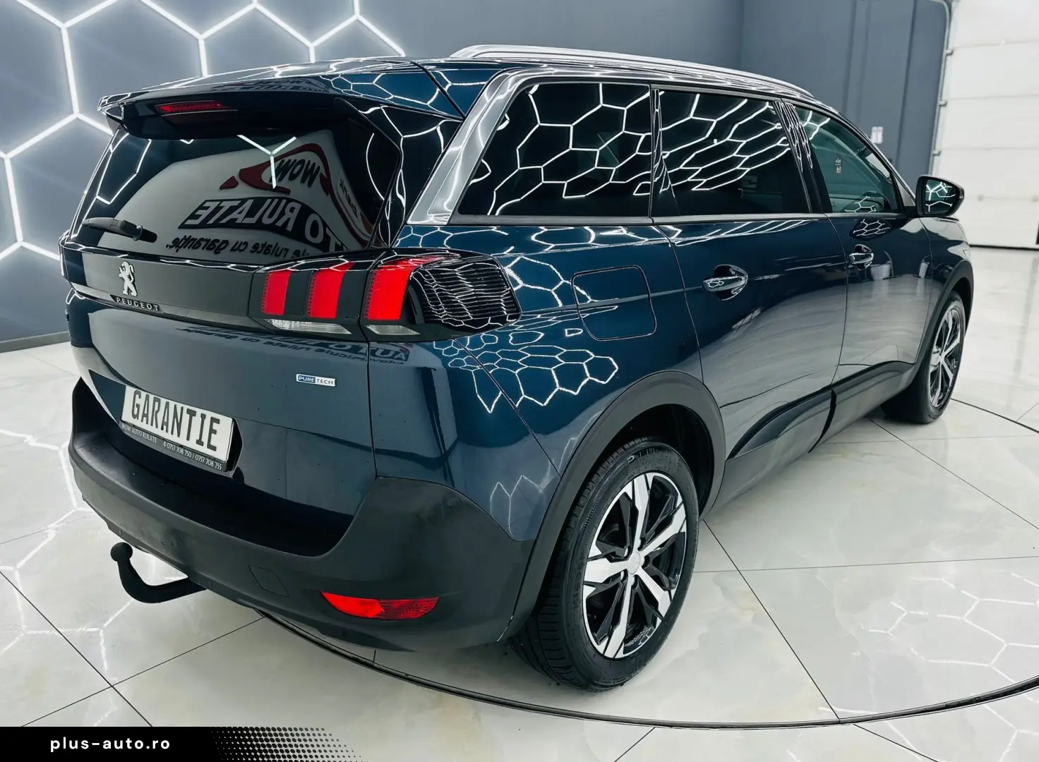 PEUGEOT 5008 2017 1.2i E6 7 Locuri Garantie 12 Luni Rate Ava