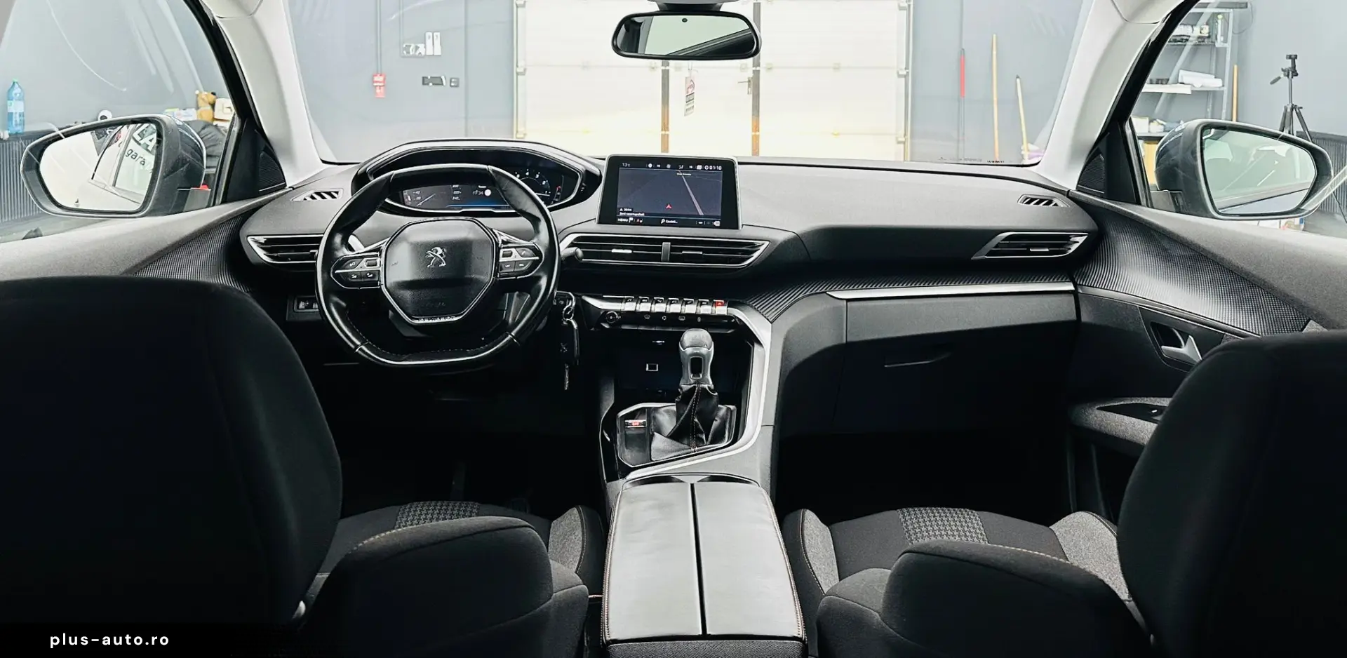 PEUGEOT 5008 2017 1.2i E6 7 Locuri Garantie 12 Luni Rate Ava