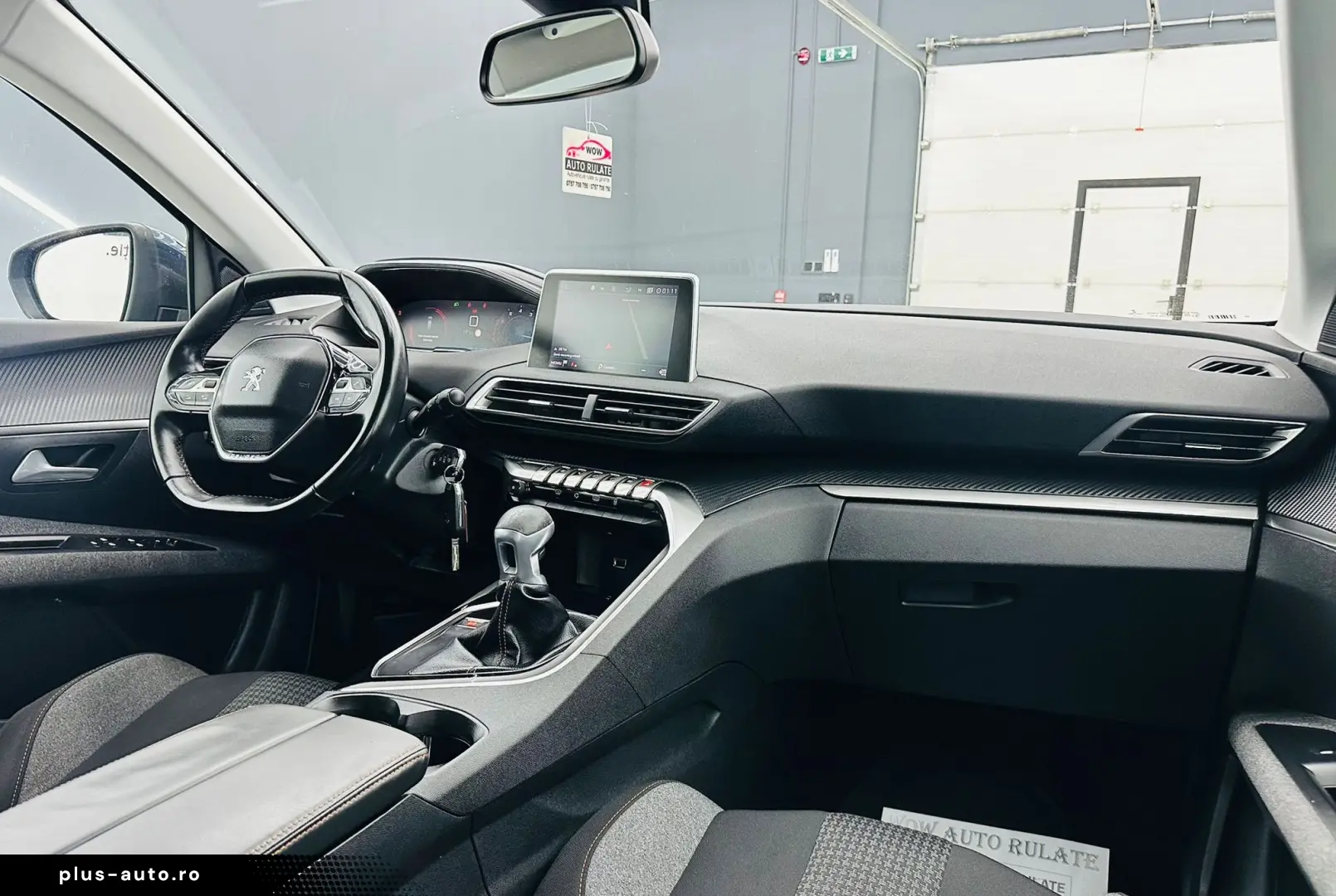 PEUGEOT 5008 2017 1.2i E6 7 Locuri Garantie 12 Luni Rate Ava