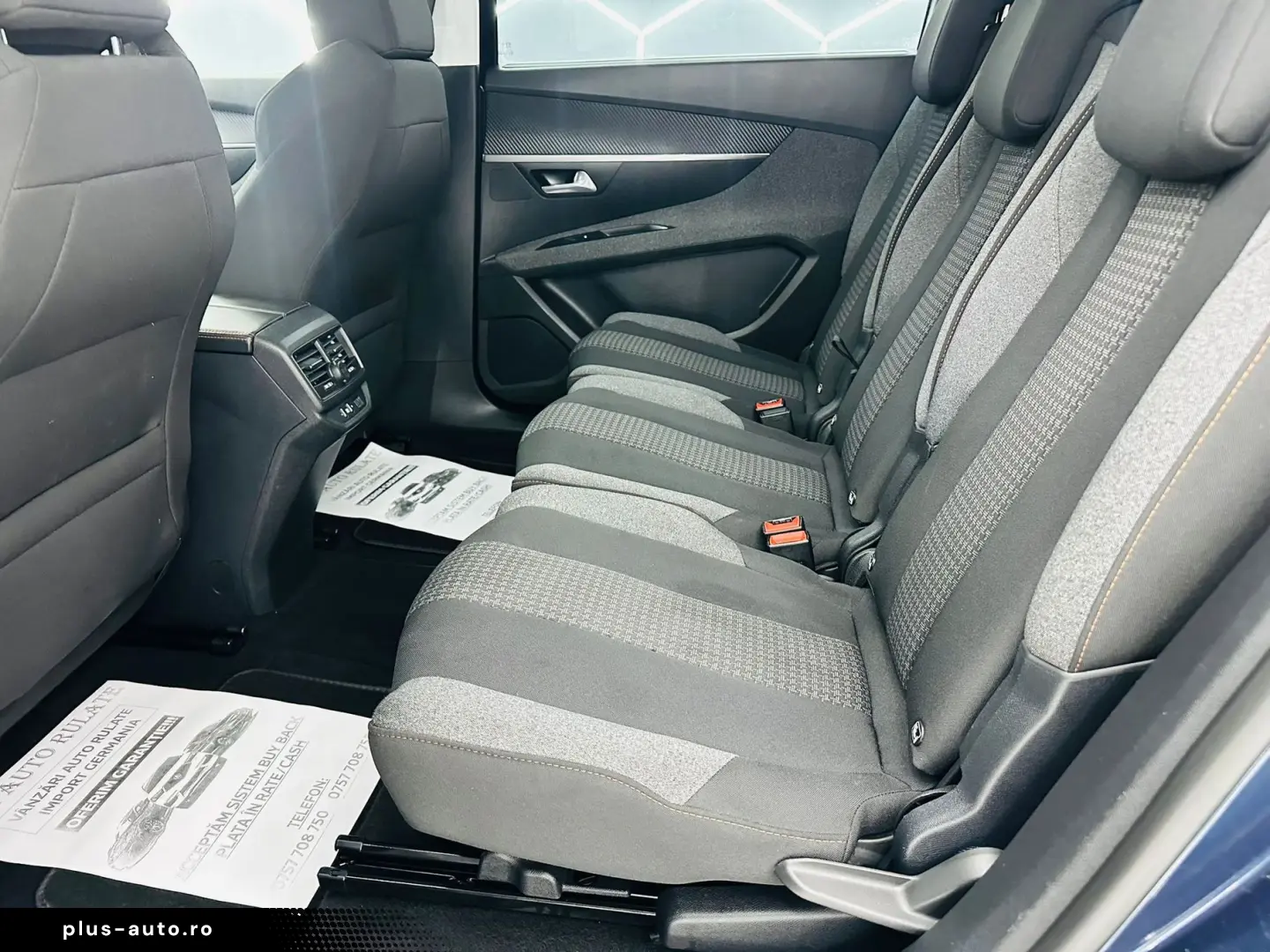 PEUGEOT 5008 2017 1.2i E6 7 Locuri Garantie 12 Luni Rate Ava