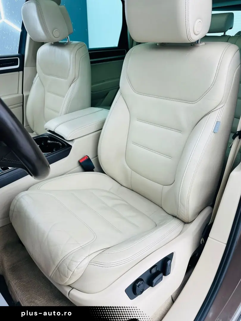 VOLKSWAGEN TOUAREG 2012 3.0D E5 4x4 Garantie 12 Luni Rate Av