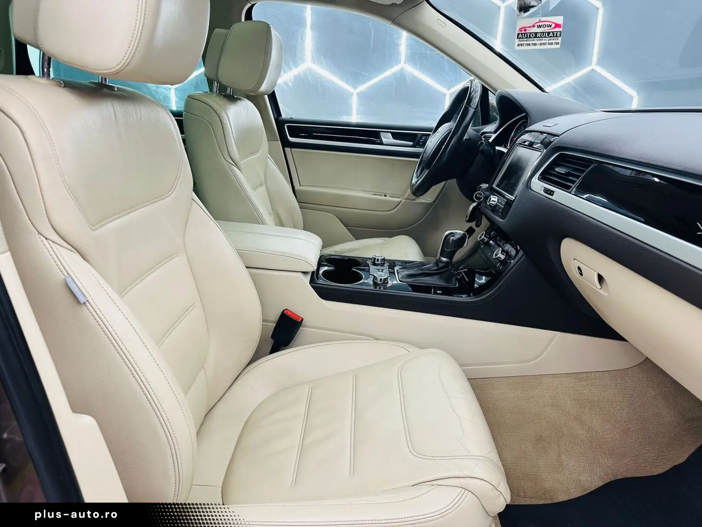 VOLKSWAGEN TOUAREG 2012 3.0D E5 4x4 Garantie 12 Luni Rate Av