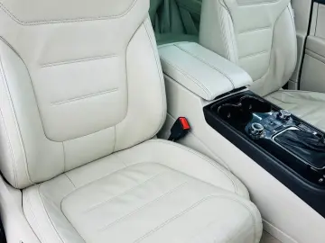 VOLKSWAGEN TOUAREG 2012 3.0D E5 4x4 Garantie 12 Luni Rate Av