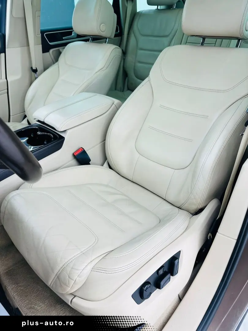 VOLKSWAGEN TOUAREG 2012 3.0D E5 4x4 Garantie 12 Luni Rate Av