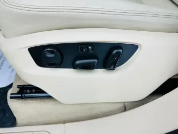 VOLKSWAGEN TOUAREG 2012 3.0D E5 4x4 Garantie 12 Luni Rate Av