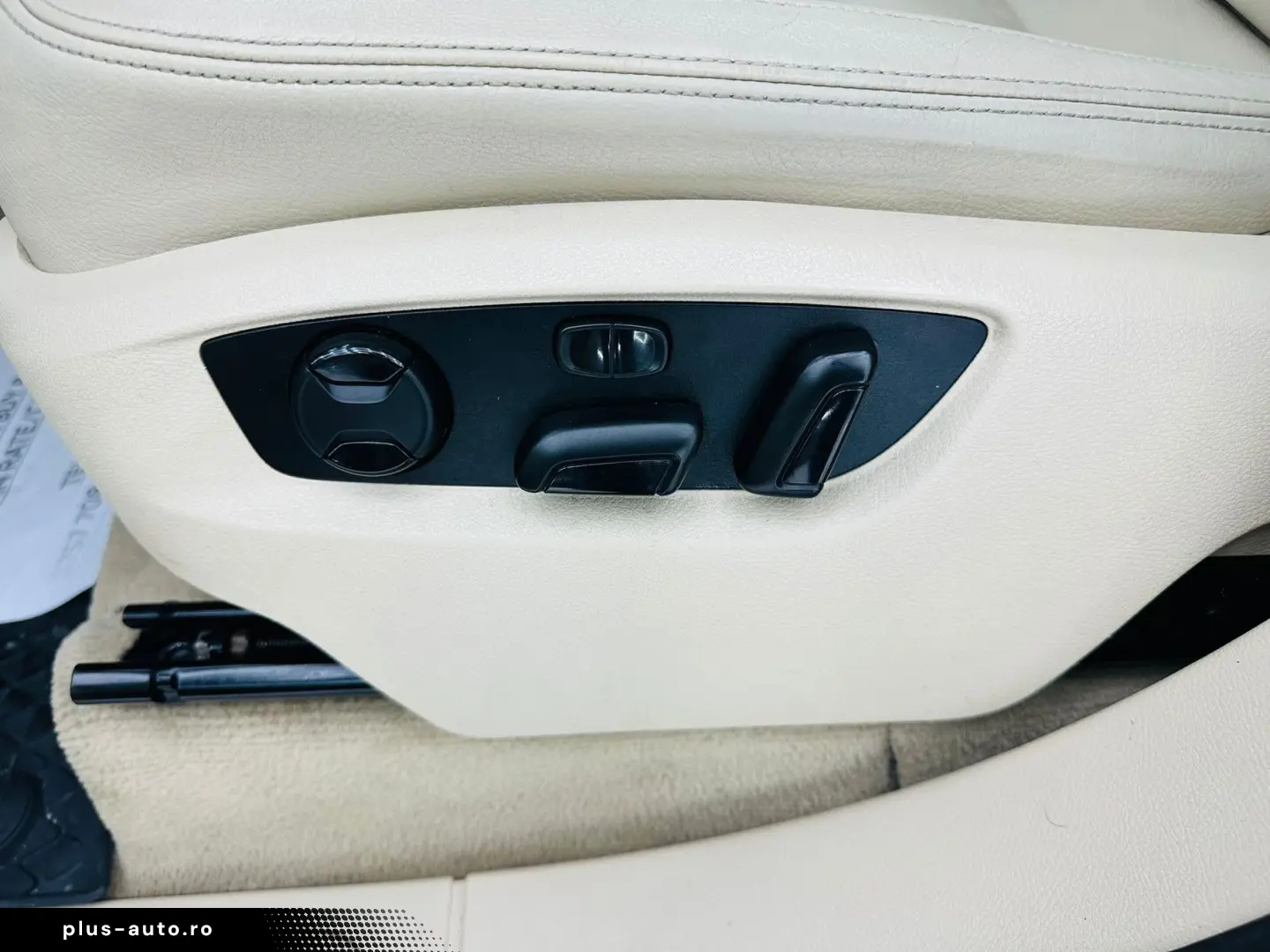 VOLKSWAGEN TOUAREG 2012 3.0D E5 4x4 Garantie 12 Luni Rate Av