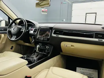 VOLKSWAGEN TOUAREG 2012 3.0D E5 4x4 Garantie 12 Luni Rate Av