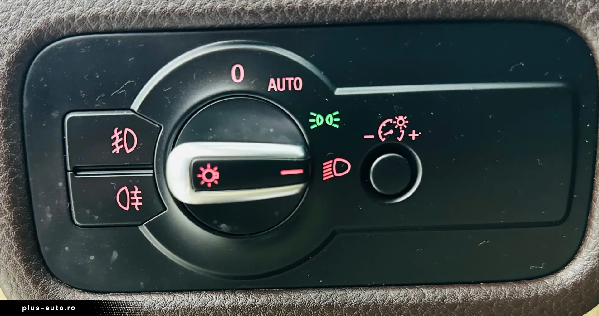 VOLKSWAGEN TOUAREG 2012 3.0D E5 4x4 Garantie 12 Luni Rate Av