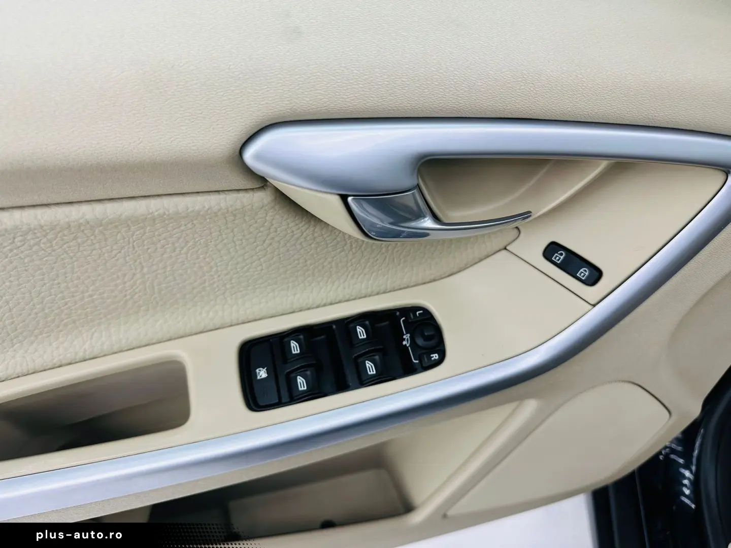 VOLVO Xc-60 2009 2.4D 4X4 Garantie 12 Luni Rate Avans 0 doar