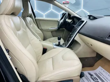 VOLVO Xc-60 2009 2.4D 4X4 Garantie 12 Luni Rate Avans 0 doar