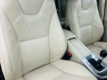 VOLVO Xc-60 2009 2.4D 4X4 Garantie 12 Luni Rate Avans 0 doar