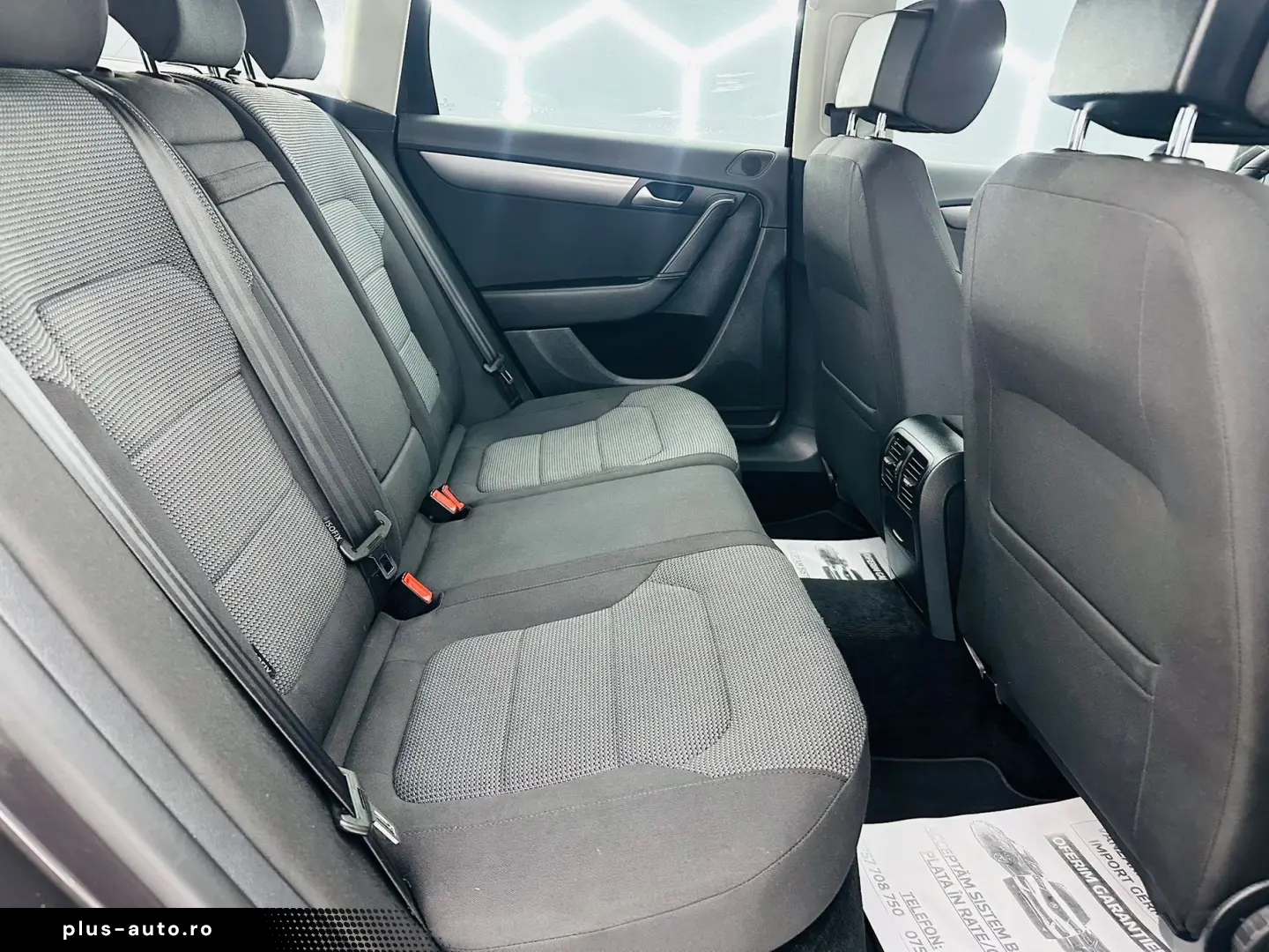 VOLKSWAGEN PASSAT 2011 1.6D E5 Garantie 12 Luni Rate Avans 0