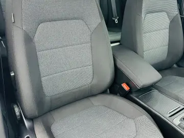 VOLKSWAGEN PASSAT 2011 1.6D E5 Garantie 12 Luni Rate Avans 0