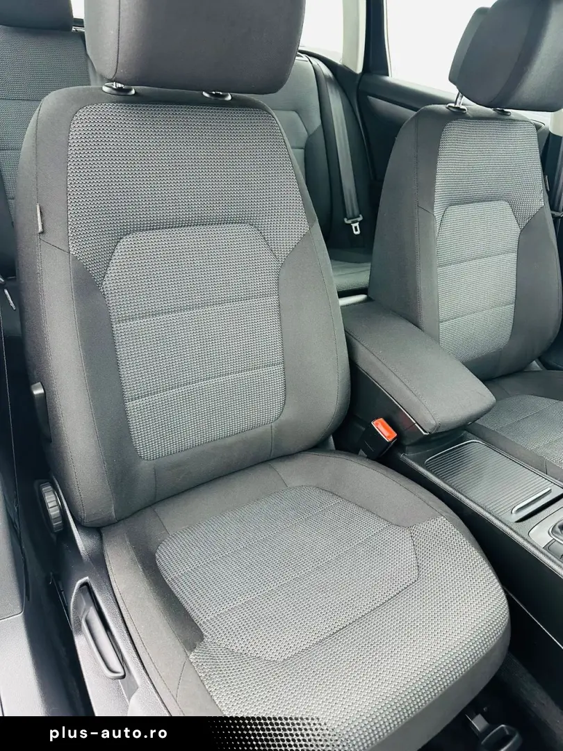 VOLKSWAGEN PASSAT 2011 1.6D E5 Garantie 12 Luni Rate Avans 0