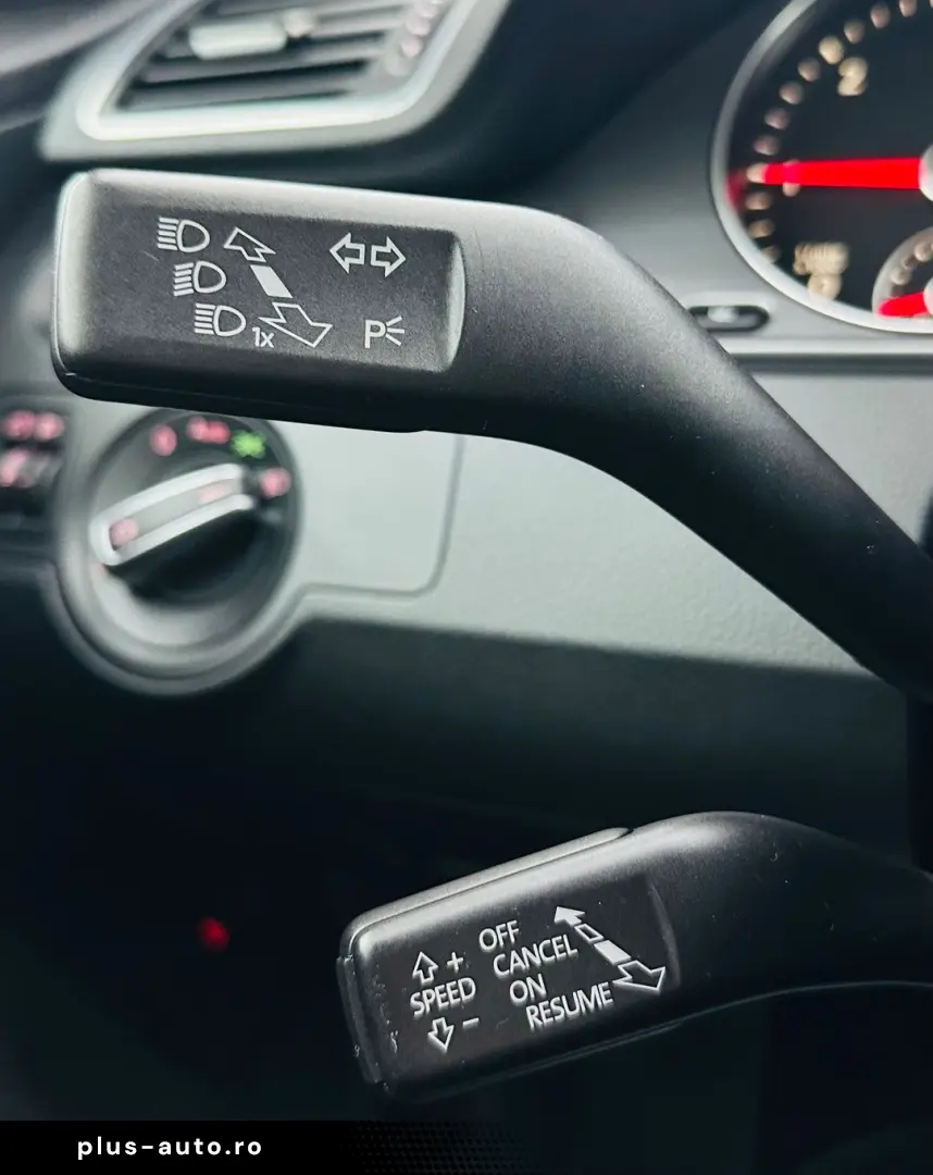 VOLKSWAGEN PASSAT 2011 1.6D E5 Garantie 12 Luni Rate Avans 0