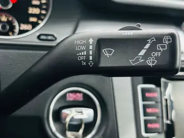 VOLKSWAGEN PASSAT 2011 1.6D E5 Garantie 12 Luni Rate Avans 0