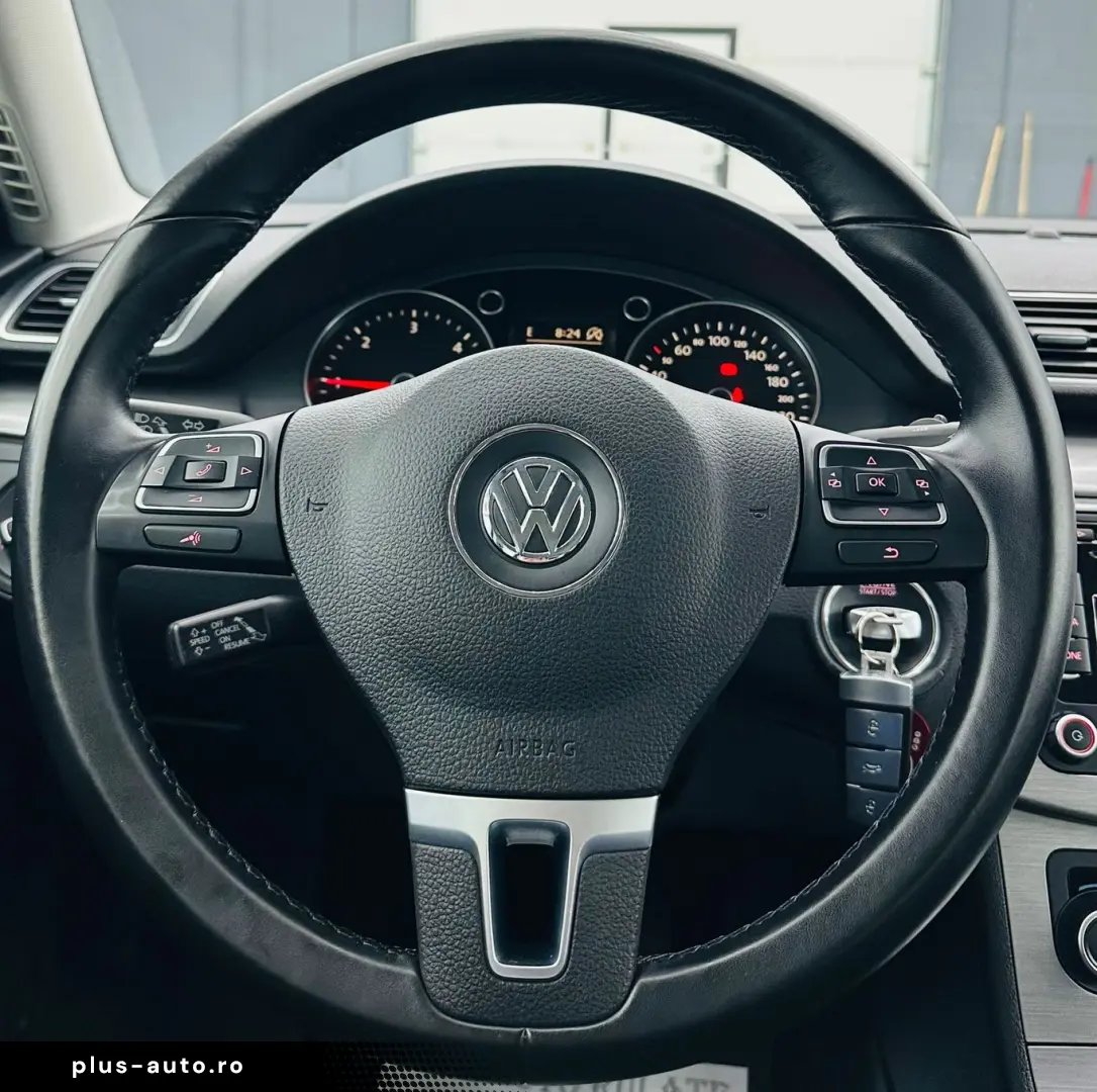 VOLKSWAGEN PASSAT 2011 1.6D E5 Garantie 12 Luni Rate Avans 0