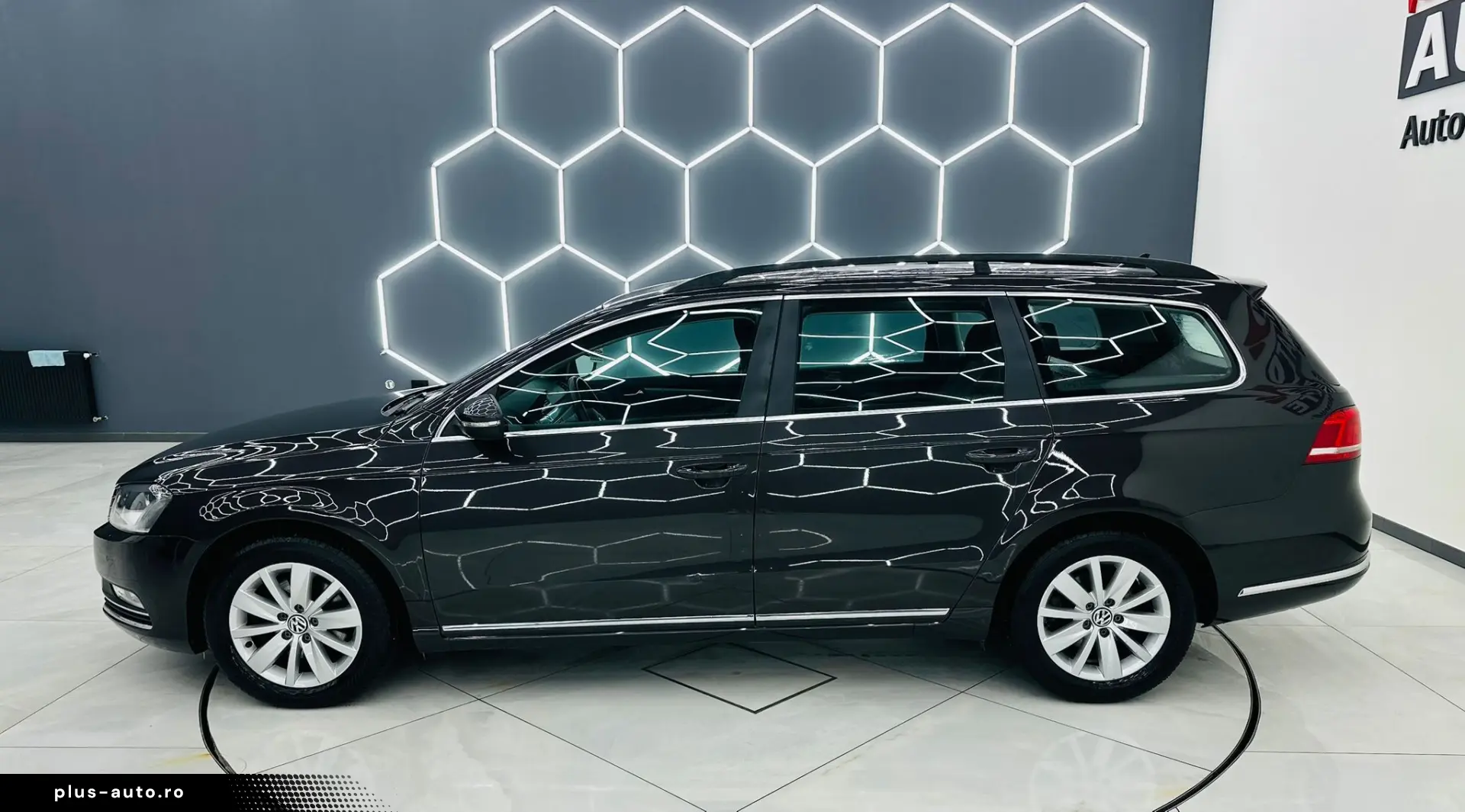 VOLKSWAGEN PASSAT 2011 1.6D E5 Garantie 12 Luni Rate Avans 0