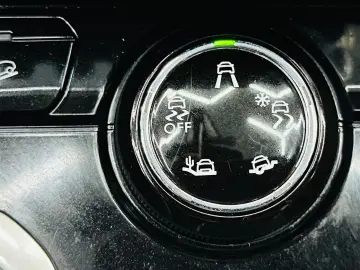 PEUGEOT 3008 2019 1.2i E6 Garantie 12 Luni Rate Avans 0 Doar