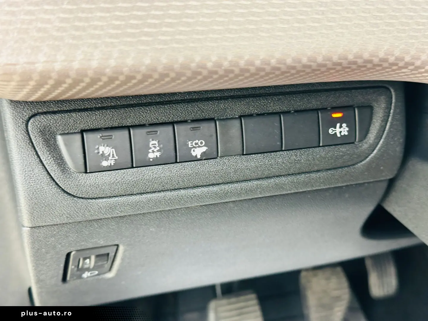 PEUGEOT 2008 2014 1.6D E5 GARANTIE 12 LUNI Rate Avans 0 Doar