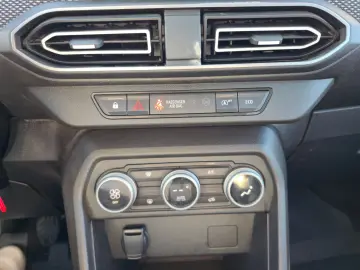 Dacia Logan 2023
