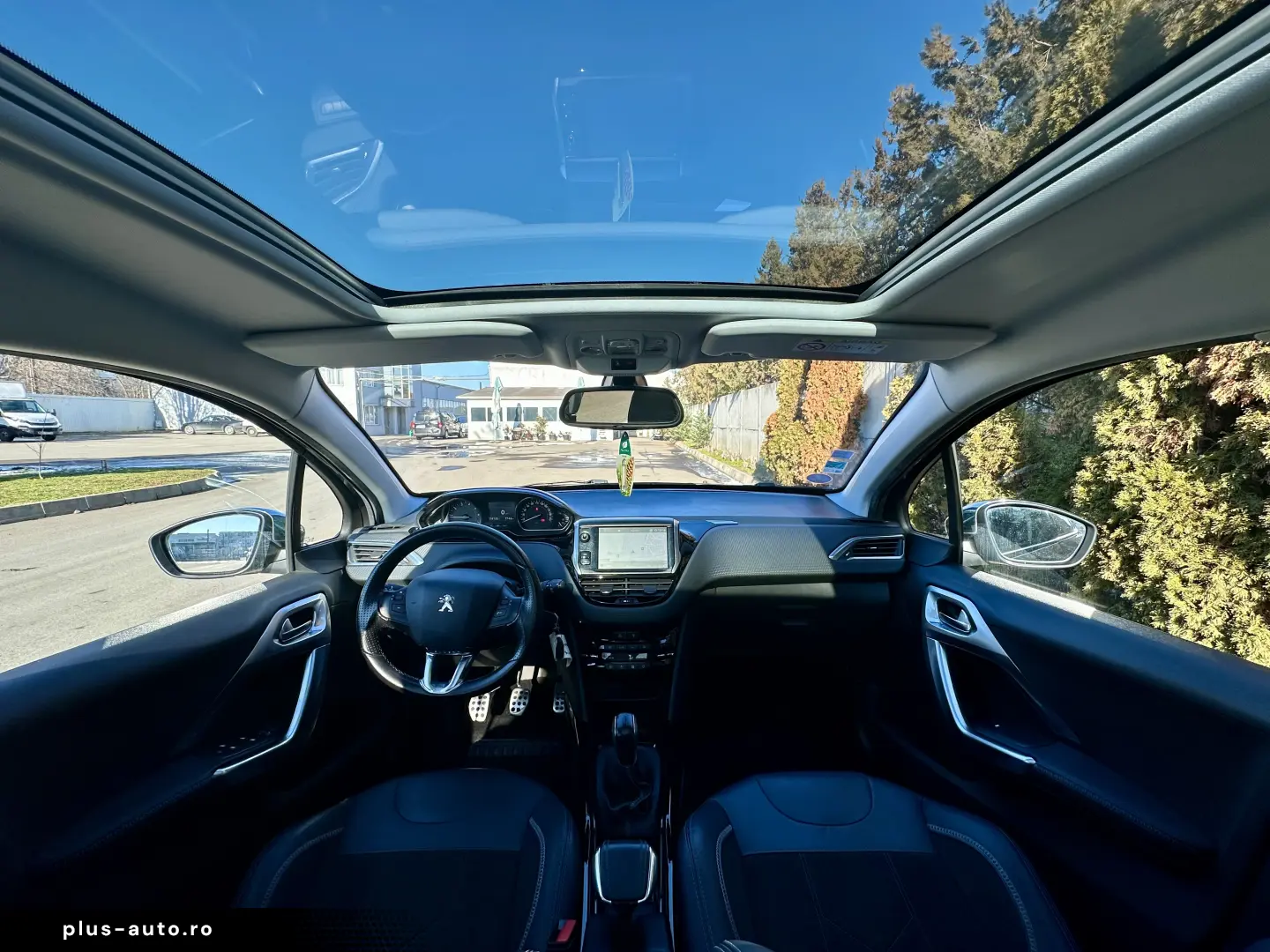 Peugeot 2008   118.000 km   5 moduri condus  garantie  rate