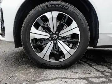 VOLVO XC60 R Design Recharge Plug-In Hybrid AWD T6 Twi