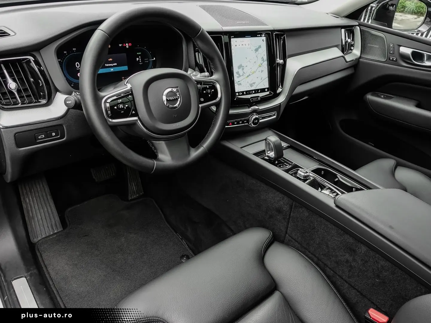 VOLVO XC60 R Design Recharge Plug-In Hybrid AWD T6 Twi